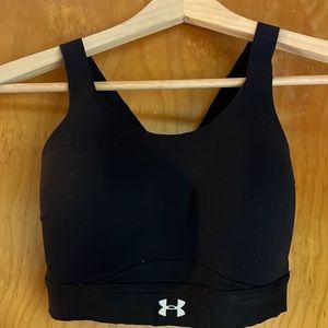 Adjustable black sports bra